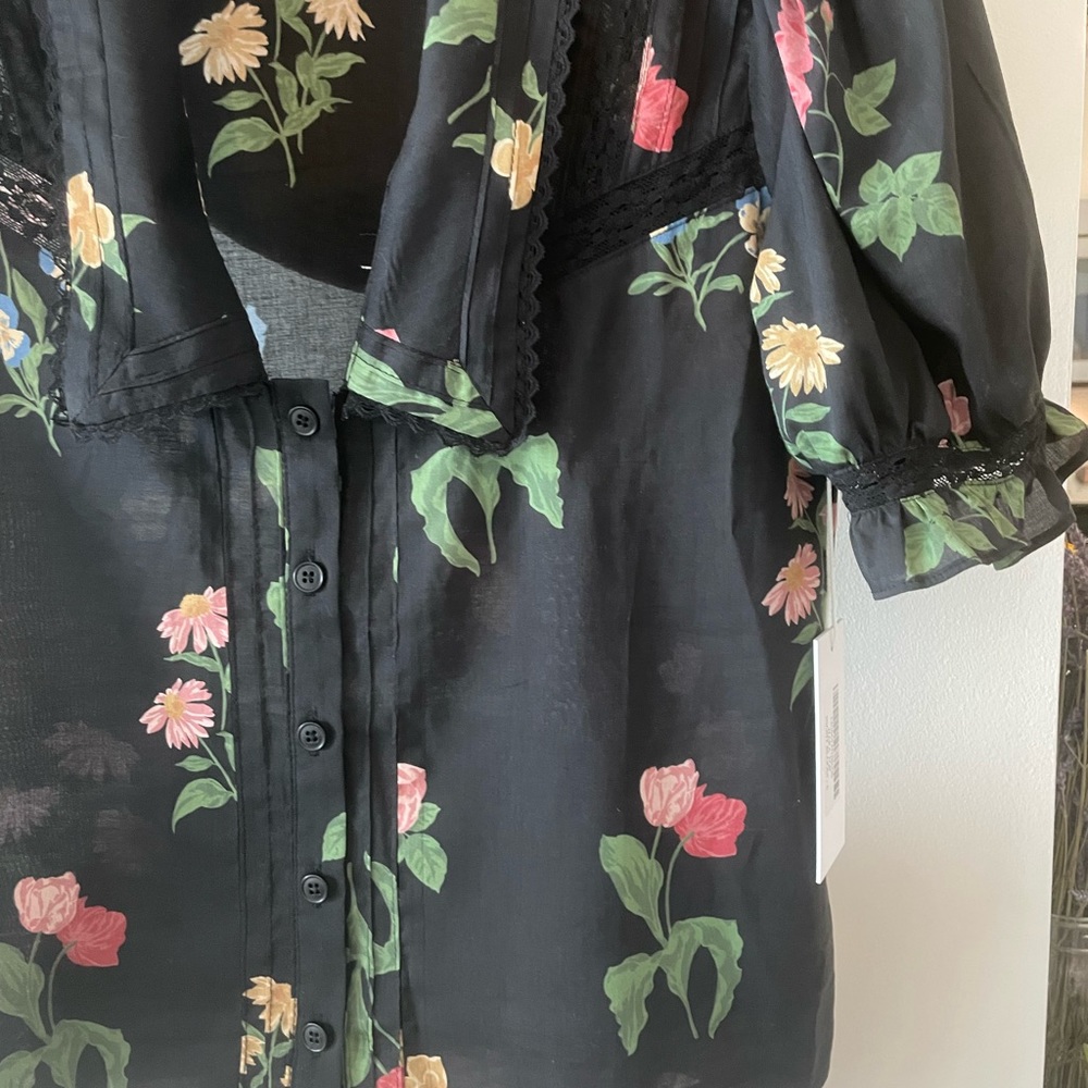 Reformation night bloom shirt, size small.